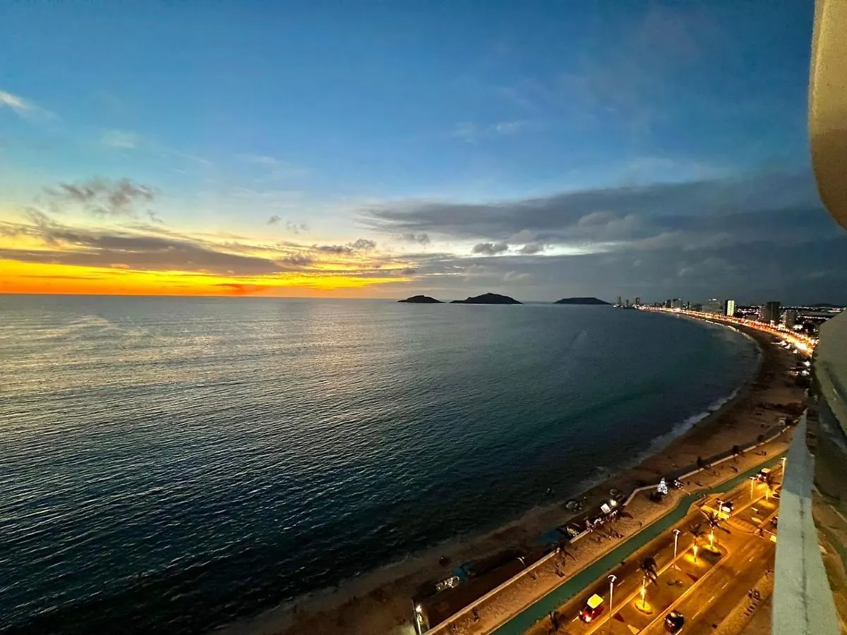 Sunset View Malecon 1404 Vista Panoramica Al Mar Apartman Mazatlán 0*,
